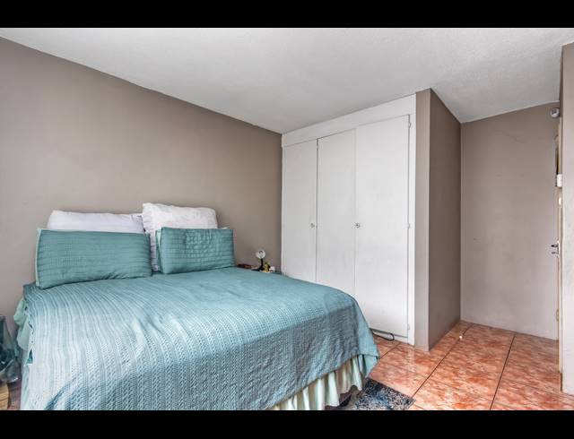 2 BEDROOM APARTMENT FOR SALE IN RIDGEWAY